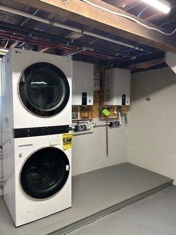 84 Aberdeen Avenue, Unit 1 Cambridge, MA 02138 - Photo 12 of 17 a utility room with dryer and washer