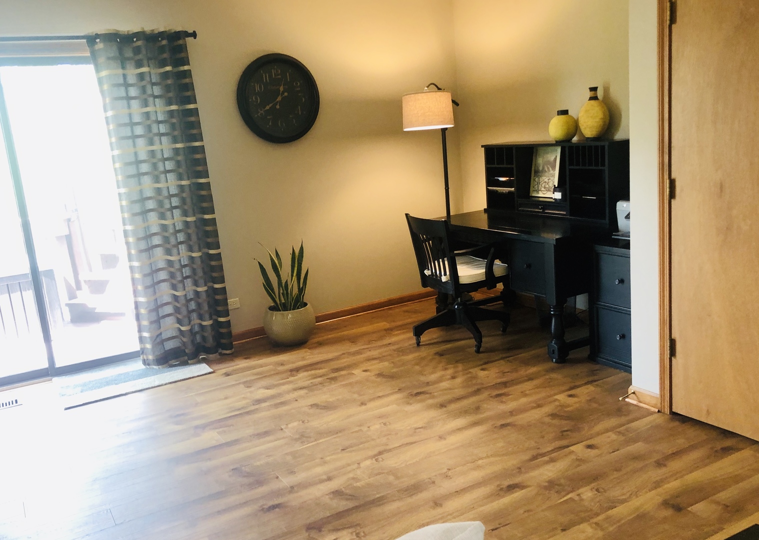34 River Bend Road Montgomery, IL 60538 - Photo 16 of 33 a view of a workspace