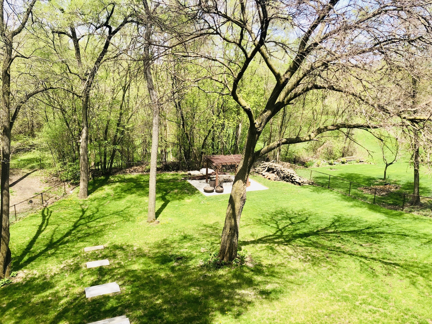 34 River Bend Road Montgomery, IL 60538 - Photo 32 of 33 a backyard of a house with lots of green space