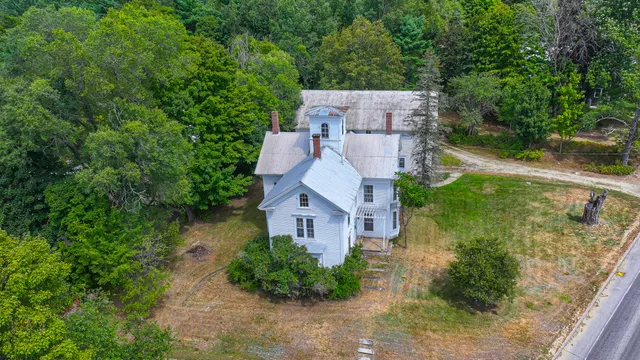 $240,000 | 16 Buckfield Road, Paris, ME 04281