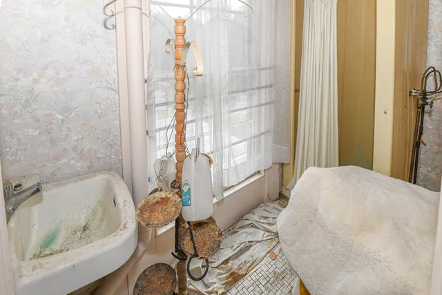 $240,000 | 16 Buckfield Road, Paris, ME 04281