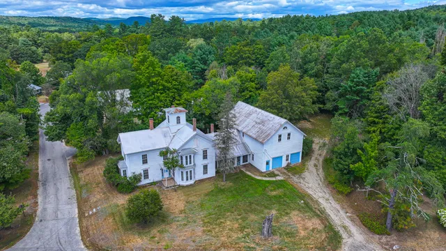 $240,000 | 16 Buckfield Road, Paris, ME 04281