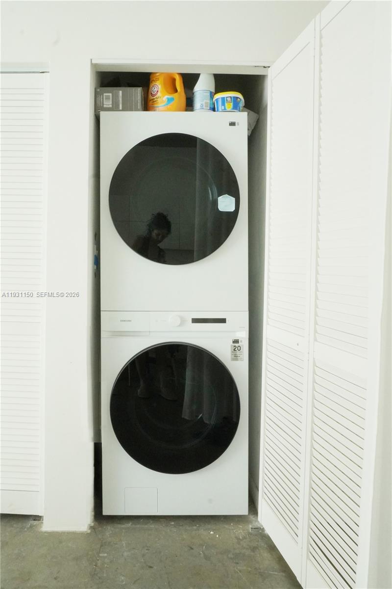 133 Northeast 2nd Avenue, Unit 1608 Miami, FL 33132 - Photo 39 of 55 New Washer/Dryer, Samsung.