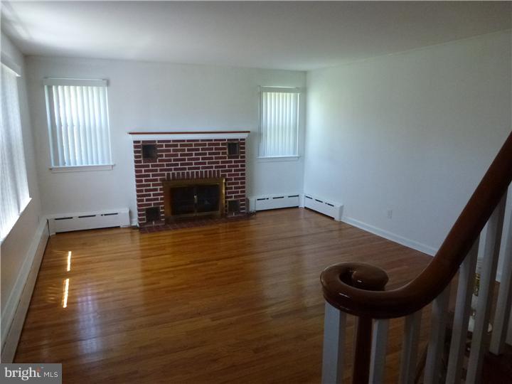 27 Ridge Valley Road Sellersville, PA 18960 - Photo 5 of 15