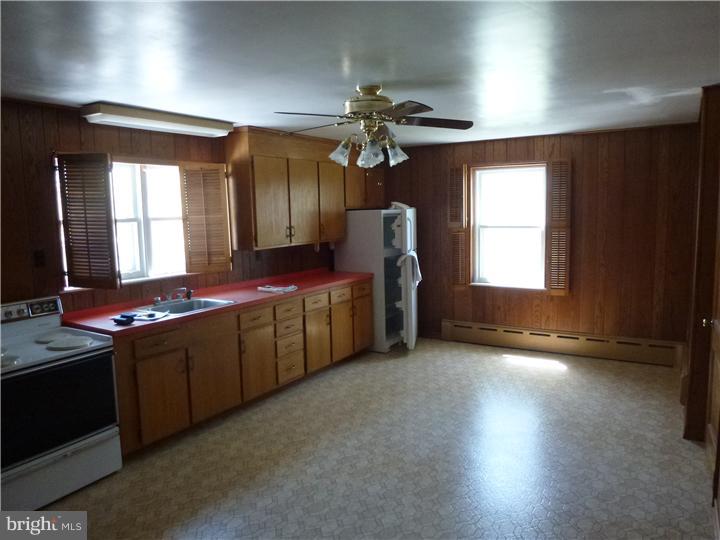 27 Ridge Valley Road Sellersville, PA 18960 - Photo 7 of 15