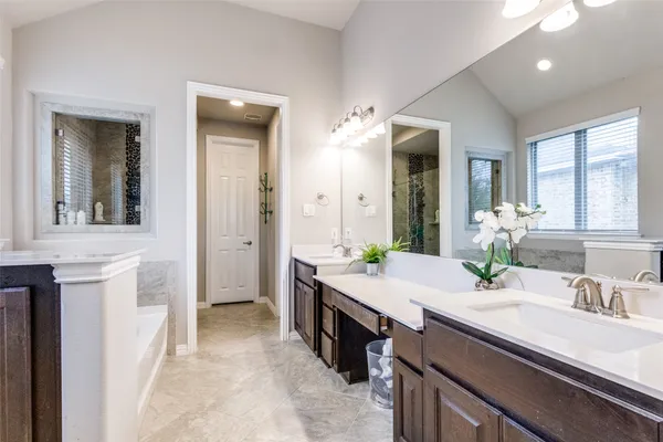 $2,850 | 4024 Castella Cove, Leander, TX 78641