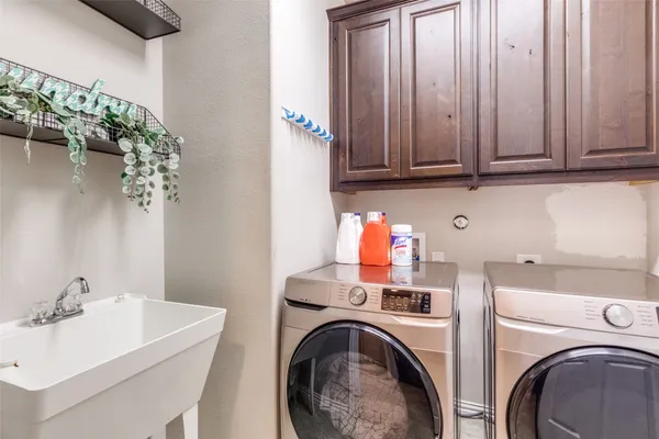 $2,850 | 4024 Castella Cove, Leander, TX 78641