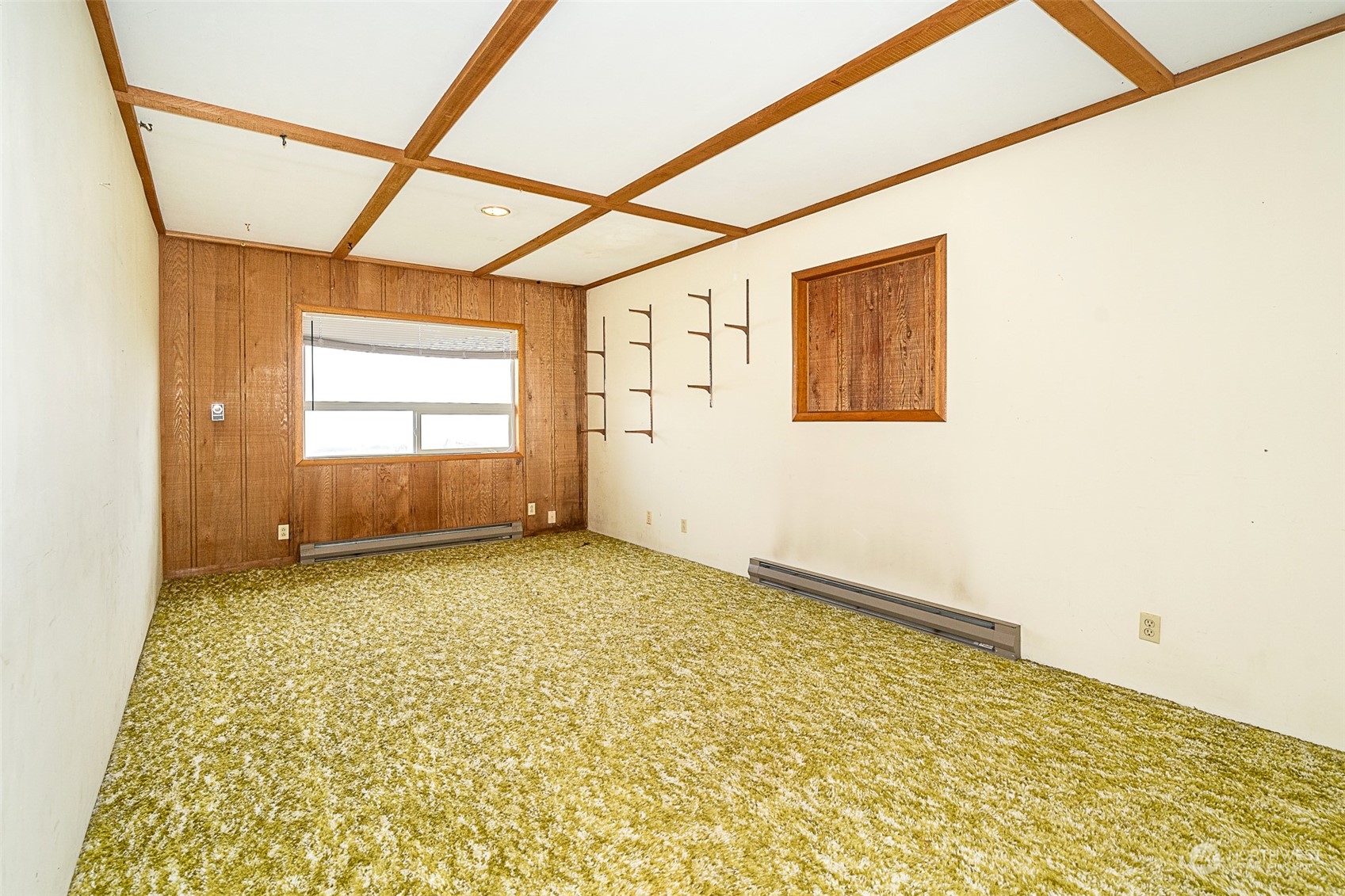 728 Rhoades Road Winlock, WA 98596 - Photo 13 of 40 a view of an empty room