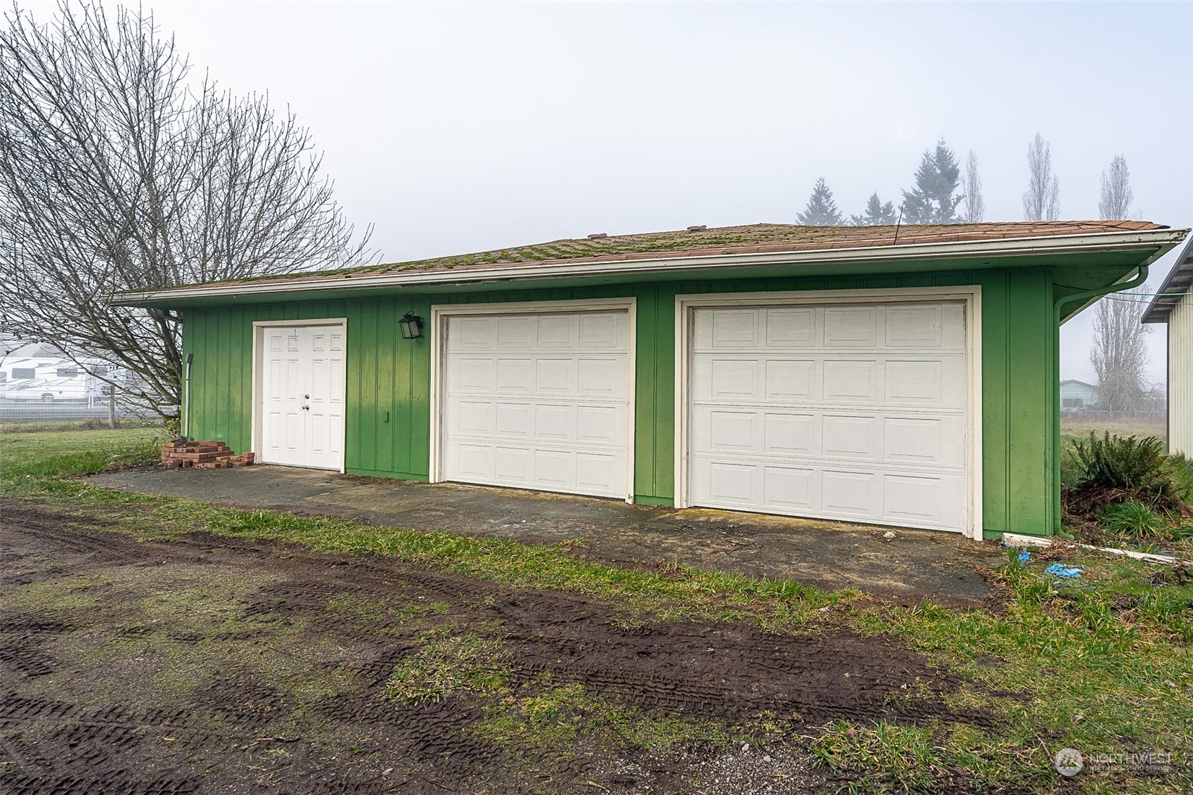 728 Rhoades Road Winlock, WA 98596 - Photo 28 of 40 a view of a house with a outdoor space