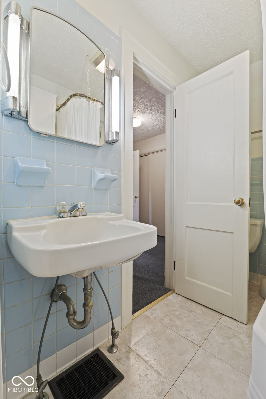 1603 Maynard Drive Indianapolis, IN 46227 - Photo 25 of 42