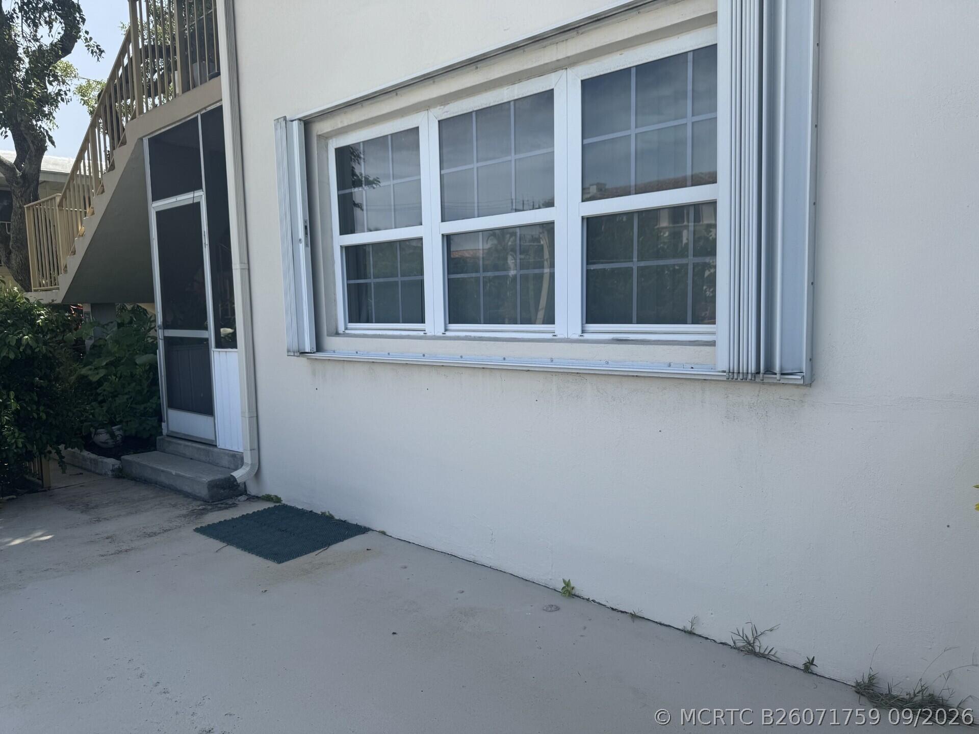 11 Southwest 4th Avenue, Unit 1 Boca Raton, FL 33432 - Photo 9 of 13 Patio