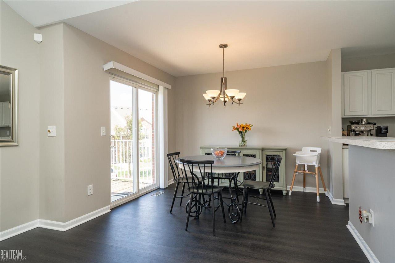 46124 Rhodes Drive Macomb, MI 48044 - Photo 9 of 21 50053308-8.JPG