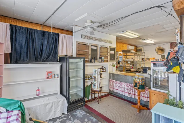 $599,000 | 506 Main Street, Wayne, ME 04284