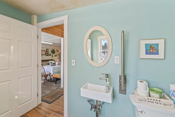 $525,000 | 506 Main Street, Wayne, ME 04284