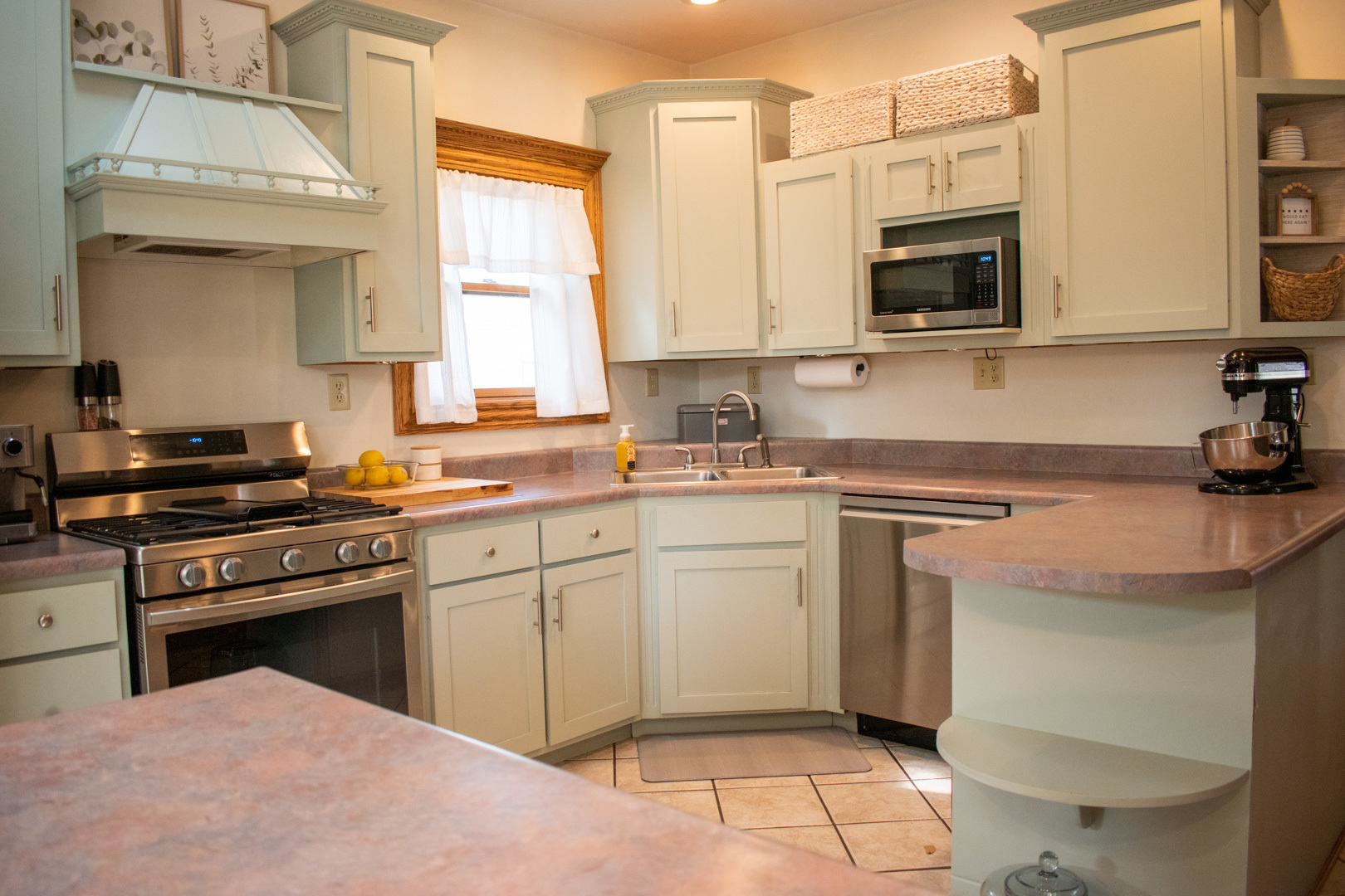 447 South State Street Monticello, IL 61856 - Photo 17 of 34