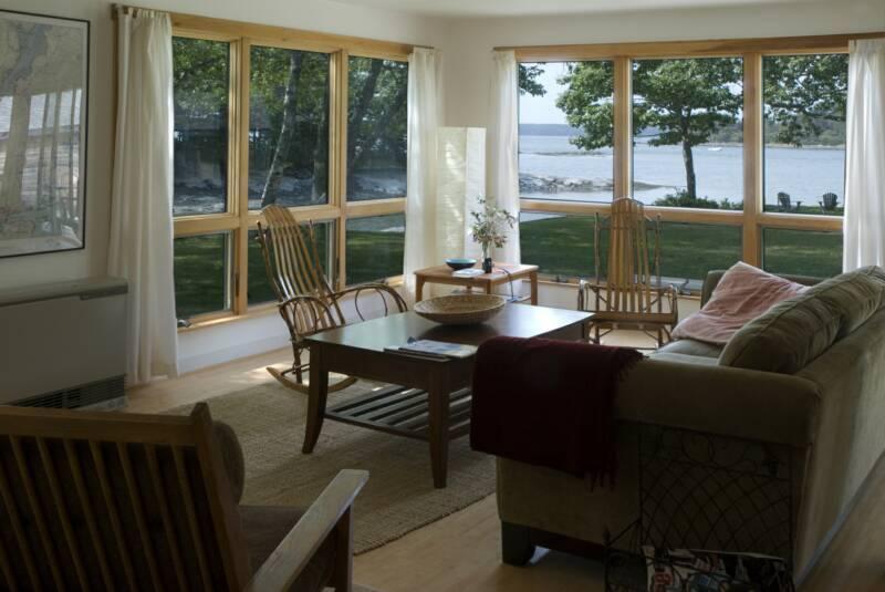 39 Wahebe Road Tenants Harbor, ME 04860 - Photo 4 of 22 Front_sitting_room