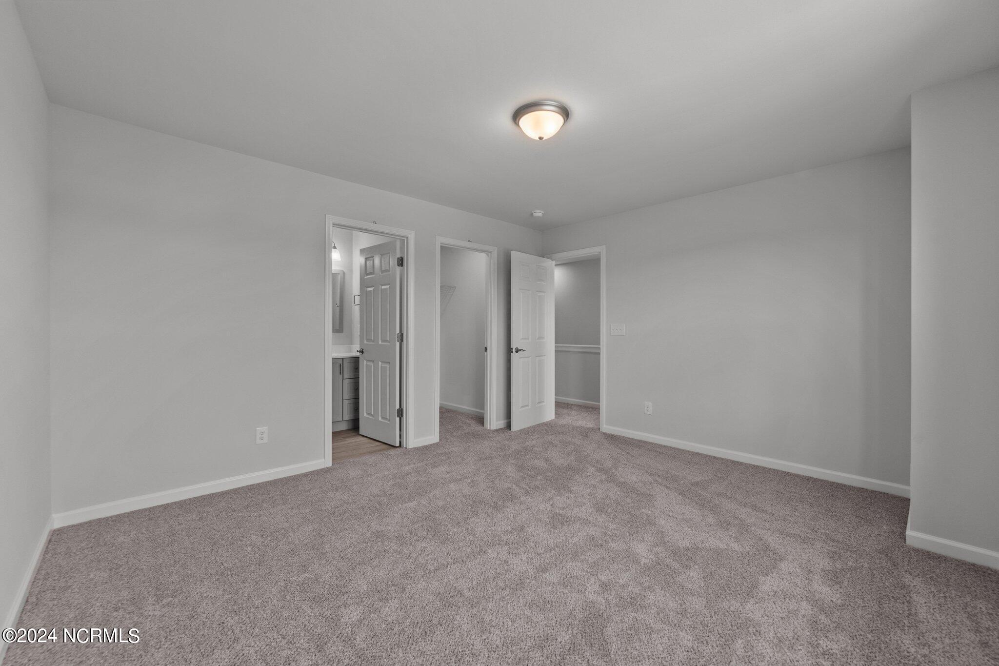 241 Winstead Loop Richlands, NC 28574 - Photo 15 of 38 SIMILAR PHOTO