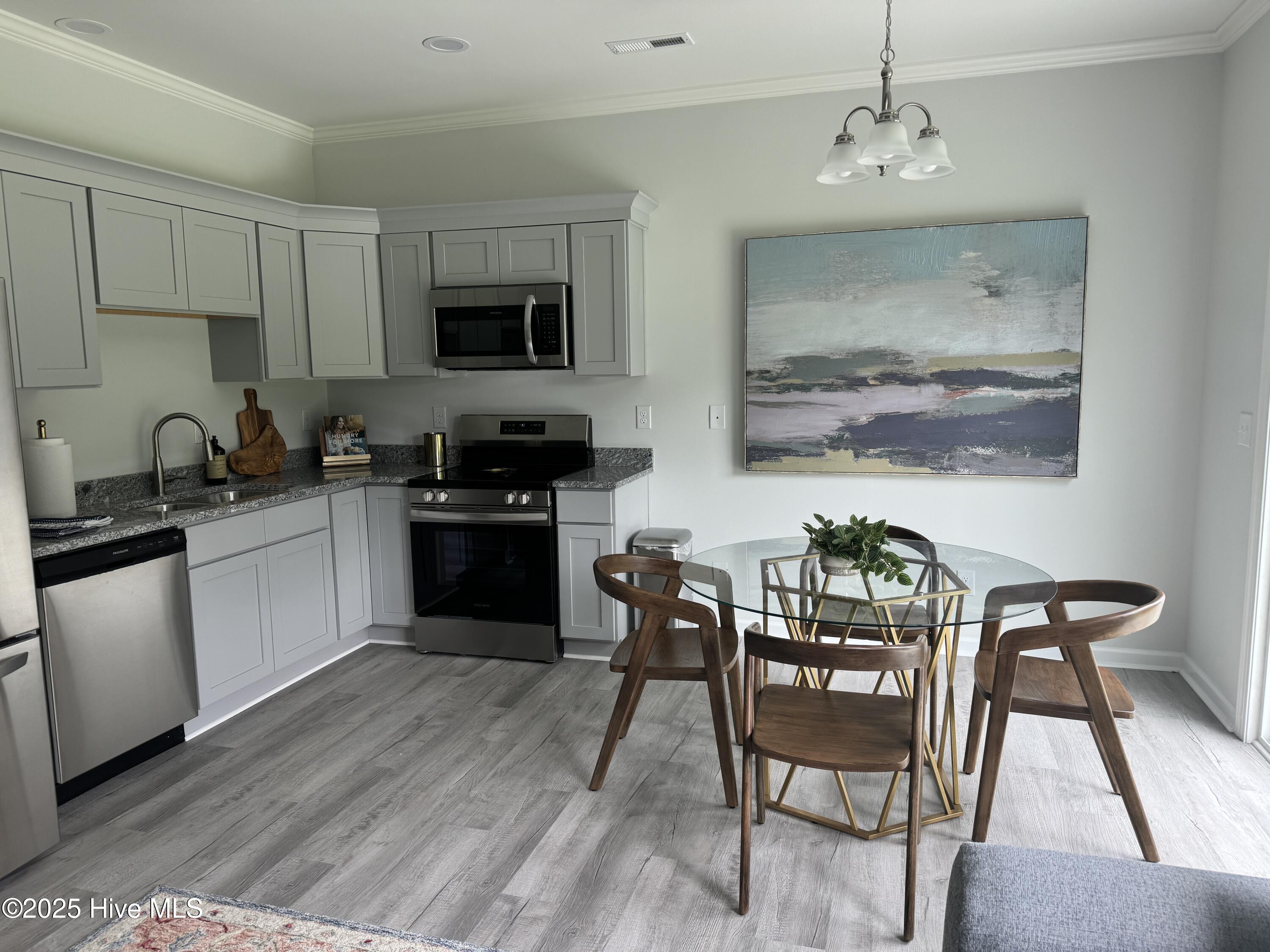 241 Winstead Loop Richlands, NC 28574 - Photo 10 of 38 SIMILAR PHOTO