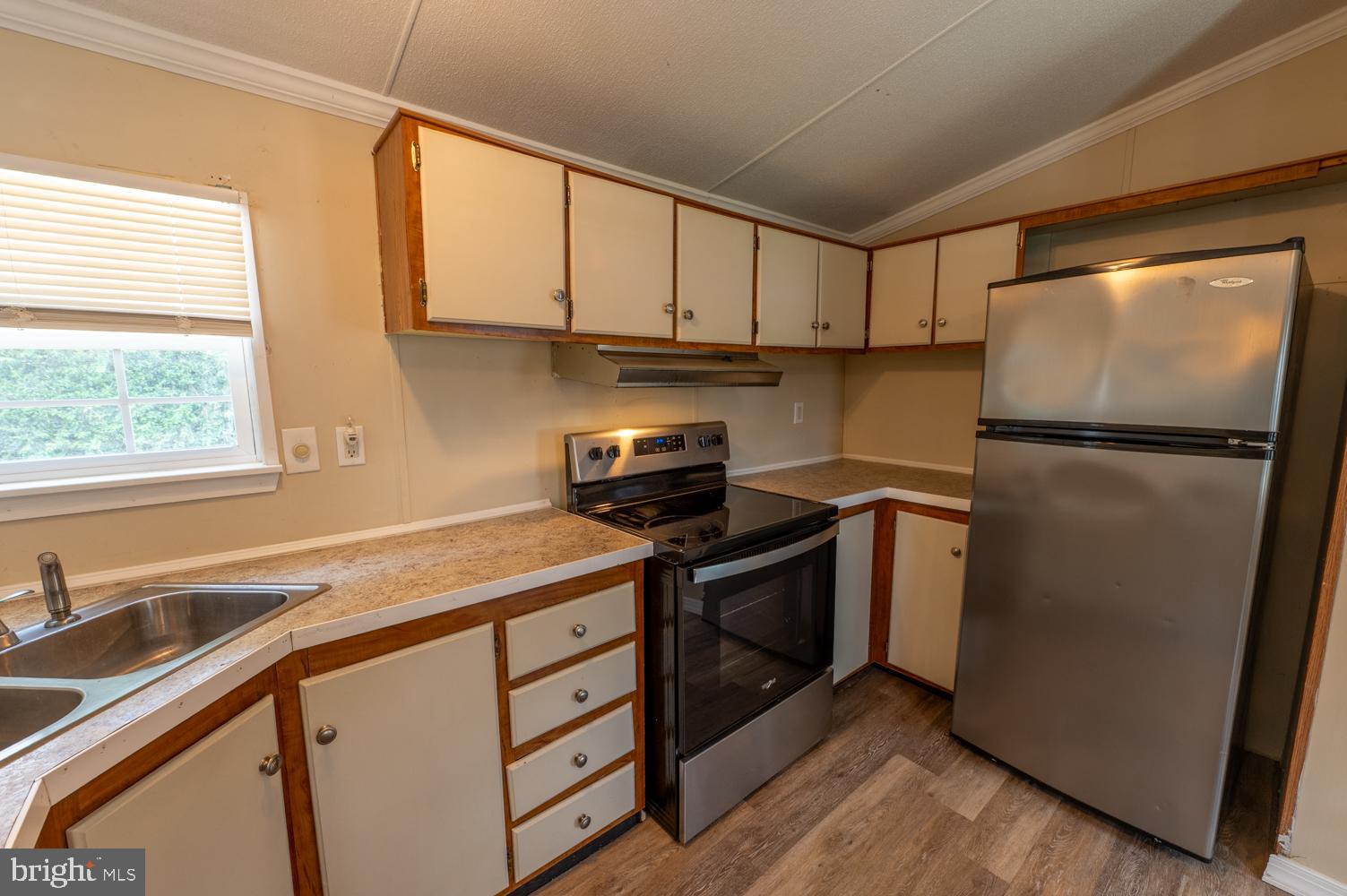 4403 Wolfs Crossing Road Orefield, PA 18069 - Photo 13 of 16