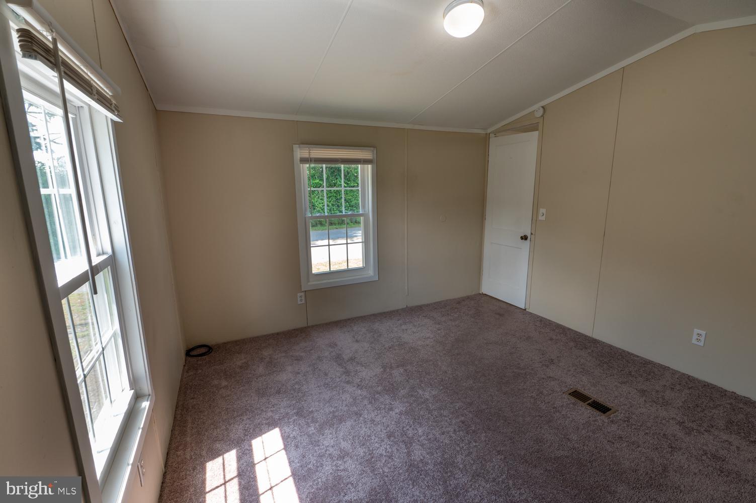 4403 Wolfs Crossing Road Orefield, PA 18069 - Photo 5 of 16