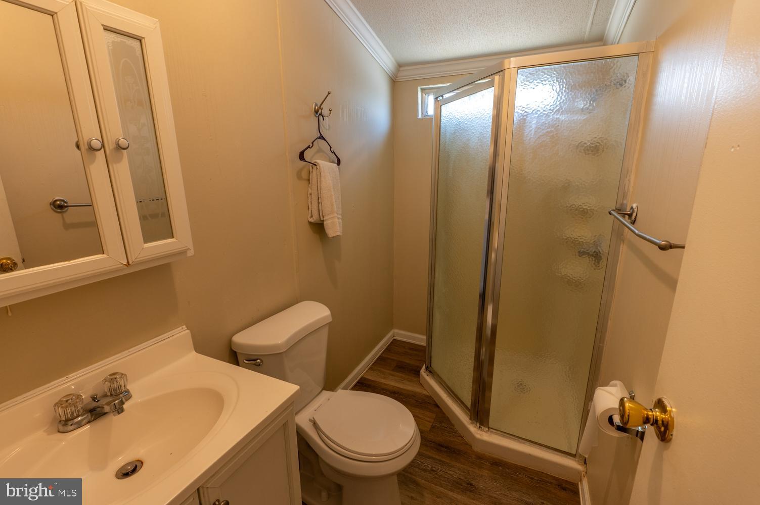 4403 Wolfs Crossing Road Orefield, PA 18069 - Photo 9 of 16