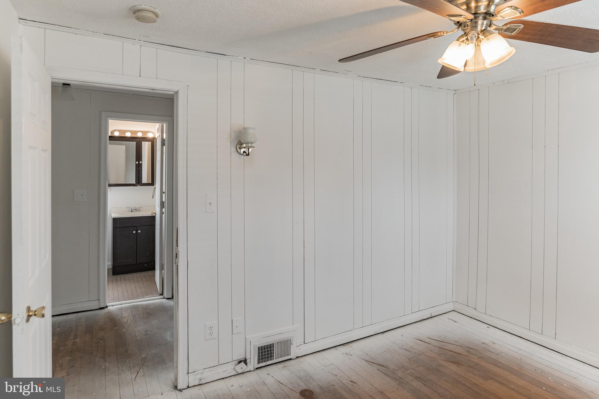 5321 Patrick Henry Drive Brooklyn, MD 21225 - Photo 12 of 19