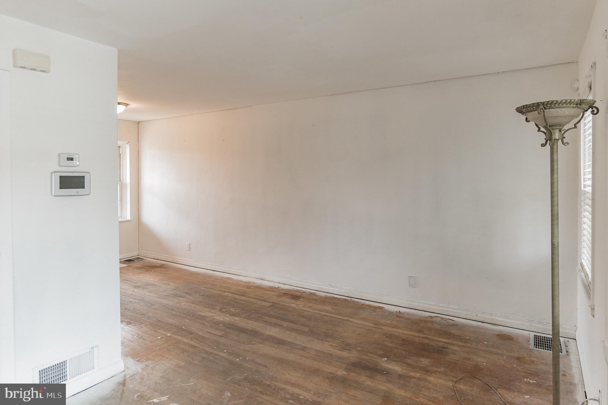 5321 Patrick Henry Drive Brooklyn, MD 21225 - Photo 2 of 19