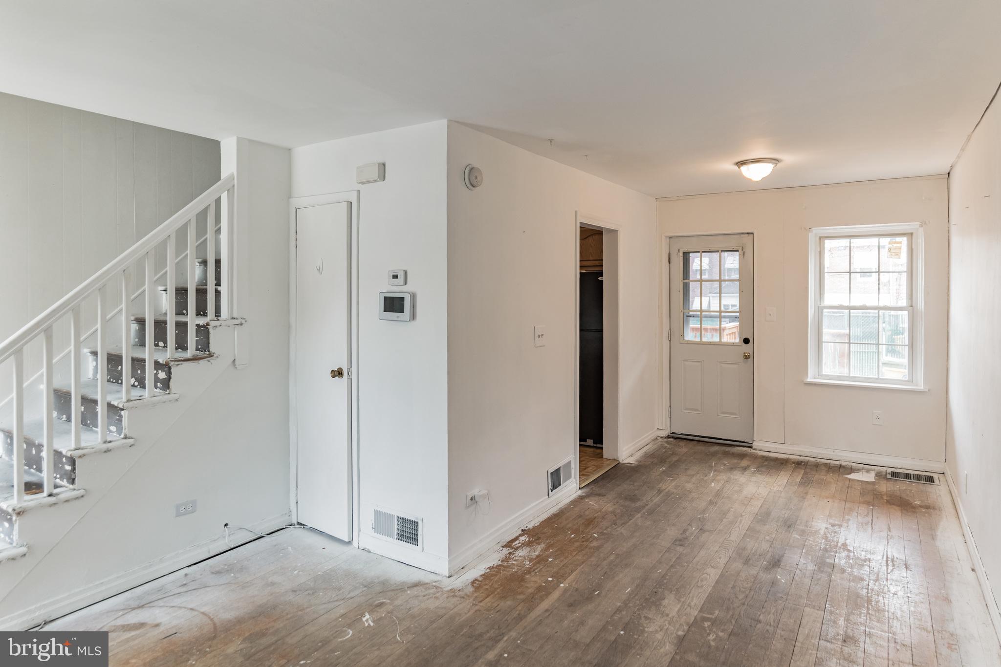 5321 Patrick Henry Drive Brooklyn, MD 21225 - Photo 3 of 19