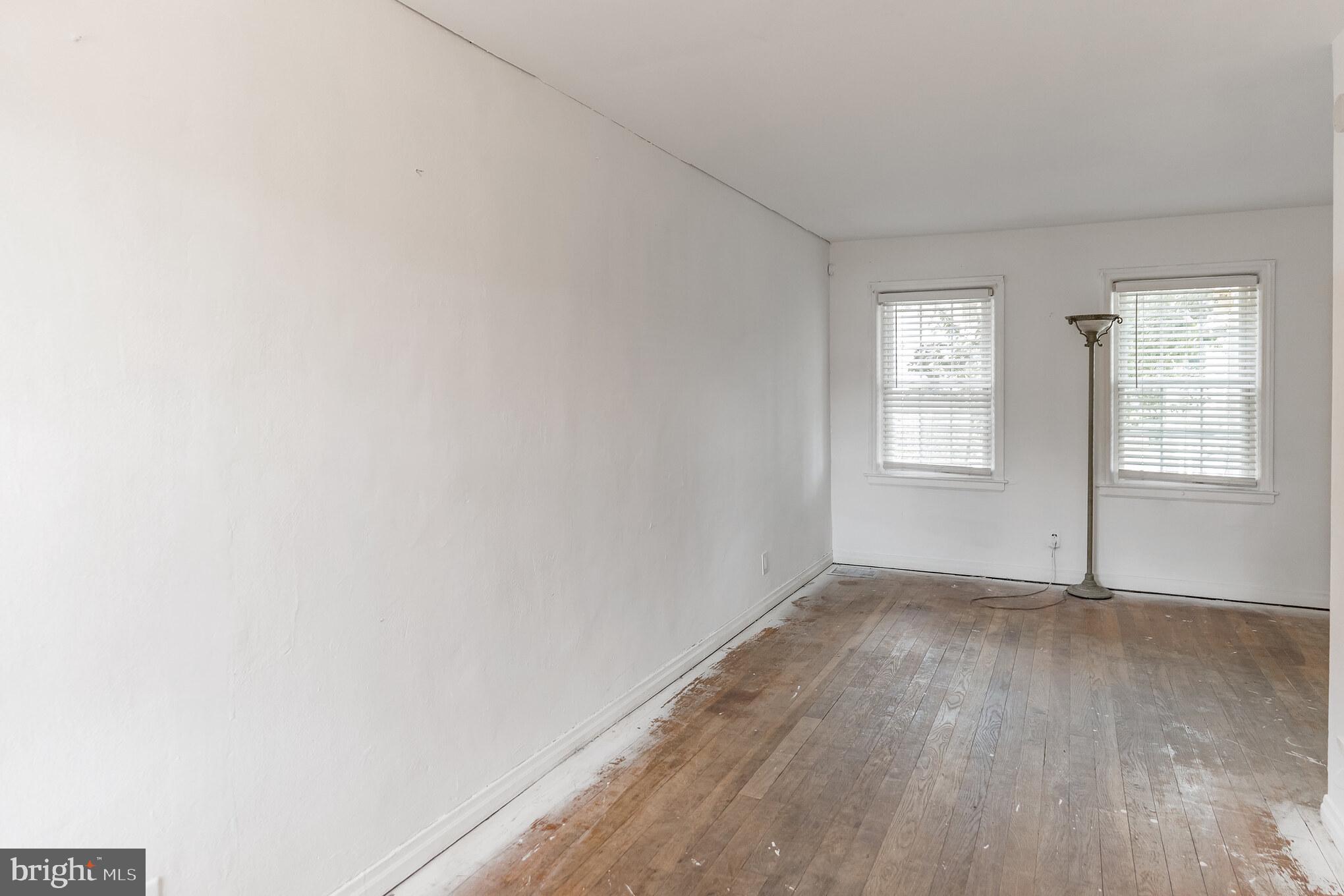 5321 Patrick Henry Drive Brooklyn, MD 21225 - Photo 4 of 19