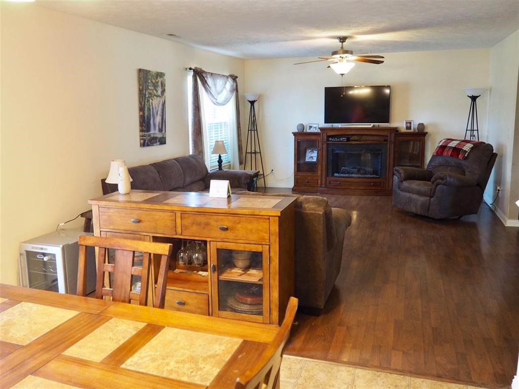 346 Tree Line Road Henderson, KY 42420 - Photo 8 of 23 Gallery Image 8