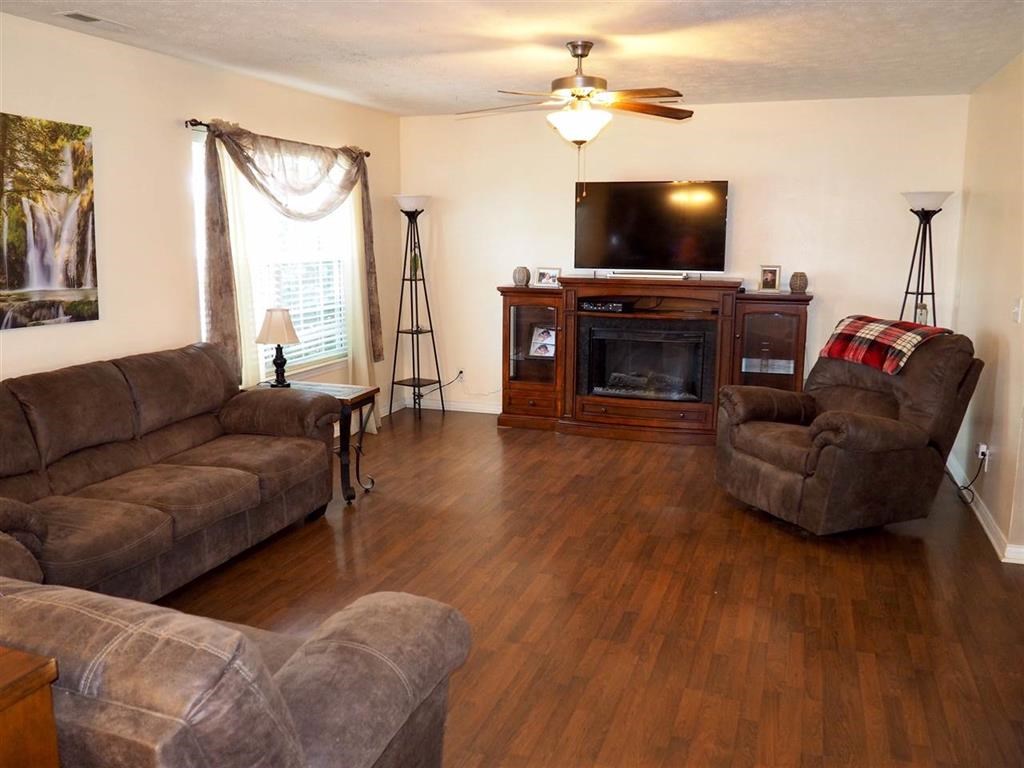 346 Tree Line Road Henderson, KY 42420 - Photo 9 of 23 Gallery Image 9