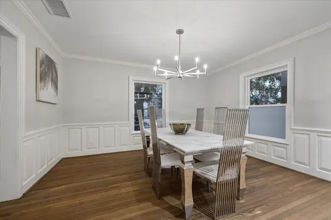 $1,935,000 | 2420 Locke Lane, Houston, TX 77019