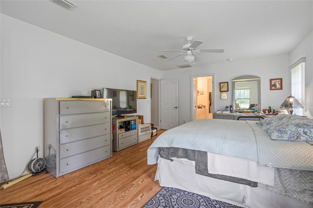 10716 Southwest 53rd Circle Ocala, FL 34476 - Photo 15 of 43