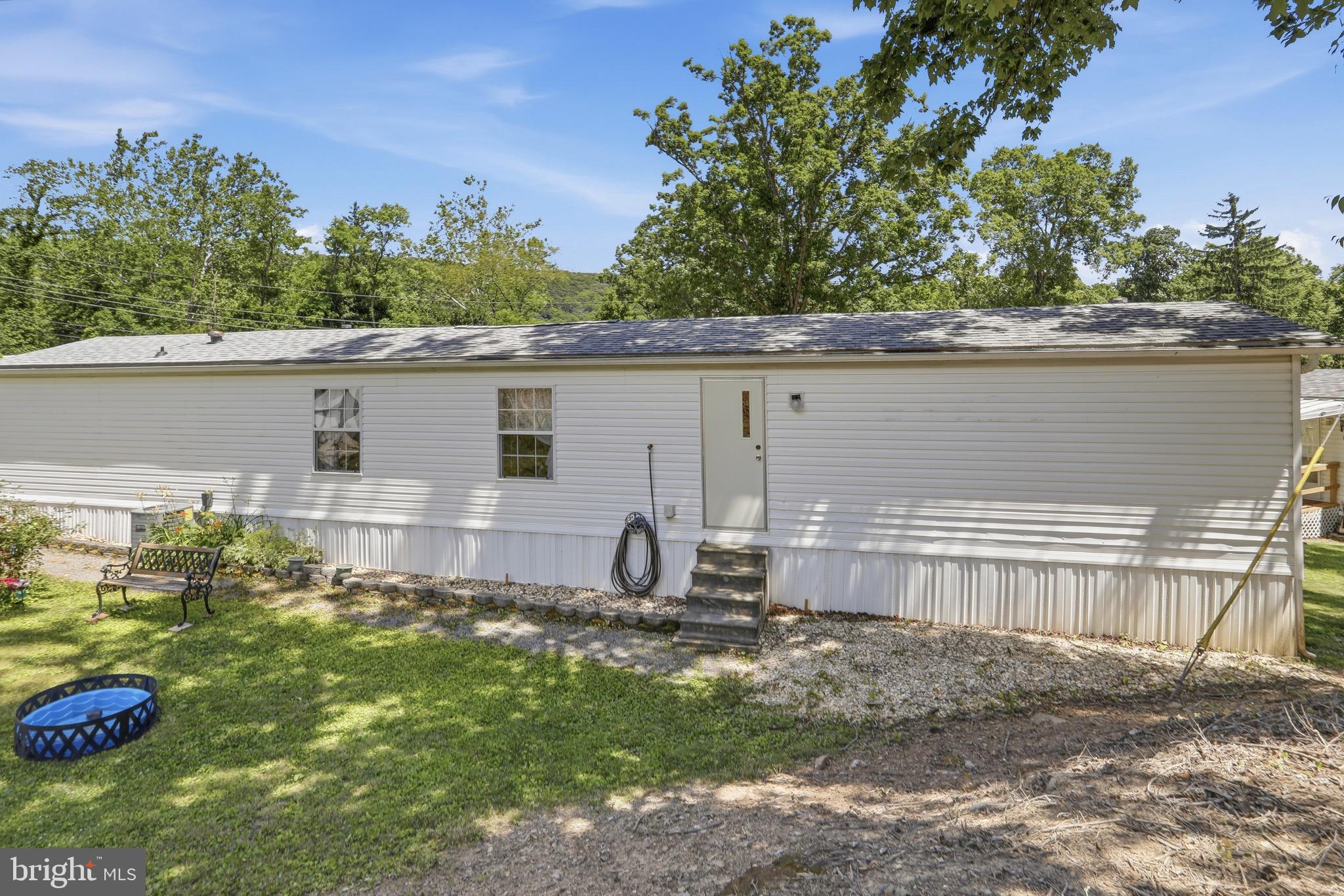 13301 Winchester Road Southwest Cumberland, MD 21502 - Photo 3 of 33