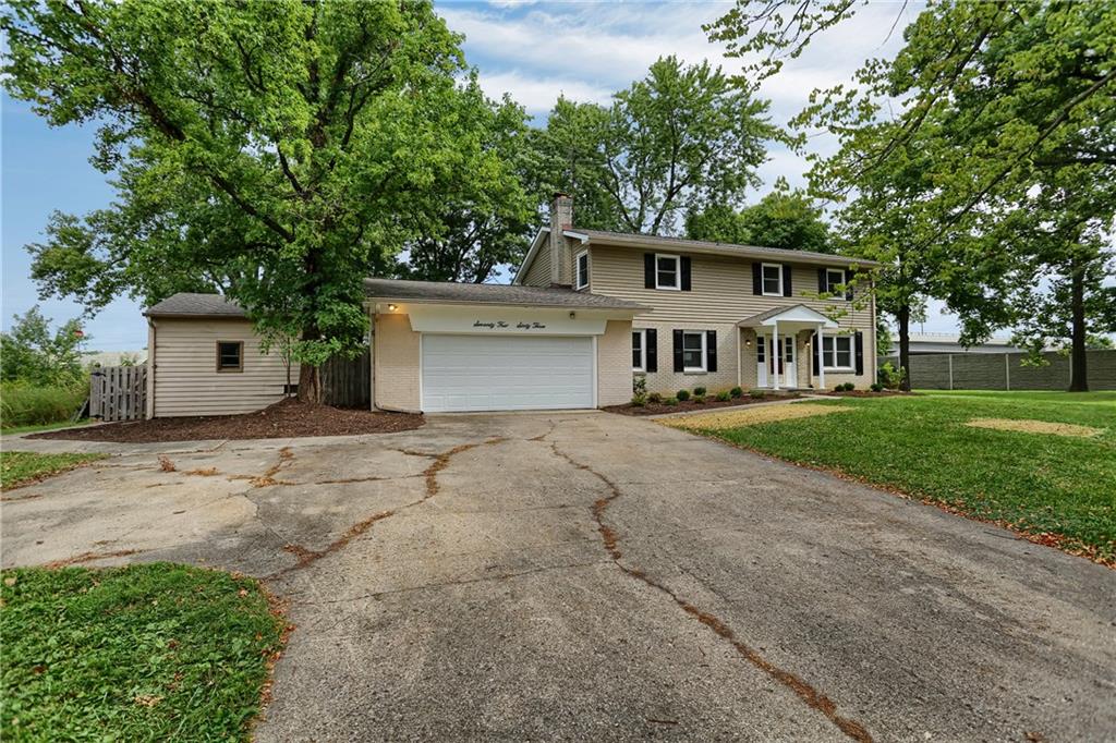7463 Avalon Trail Road Indianapolis, IN 46250 - Photo 2 of 57 Gallery Image 2