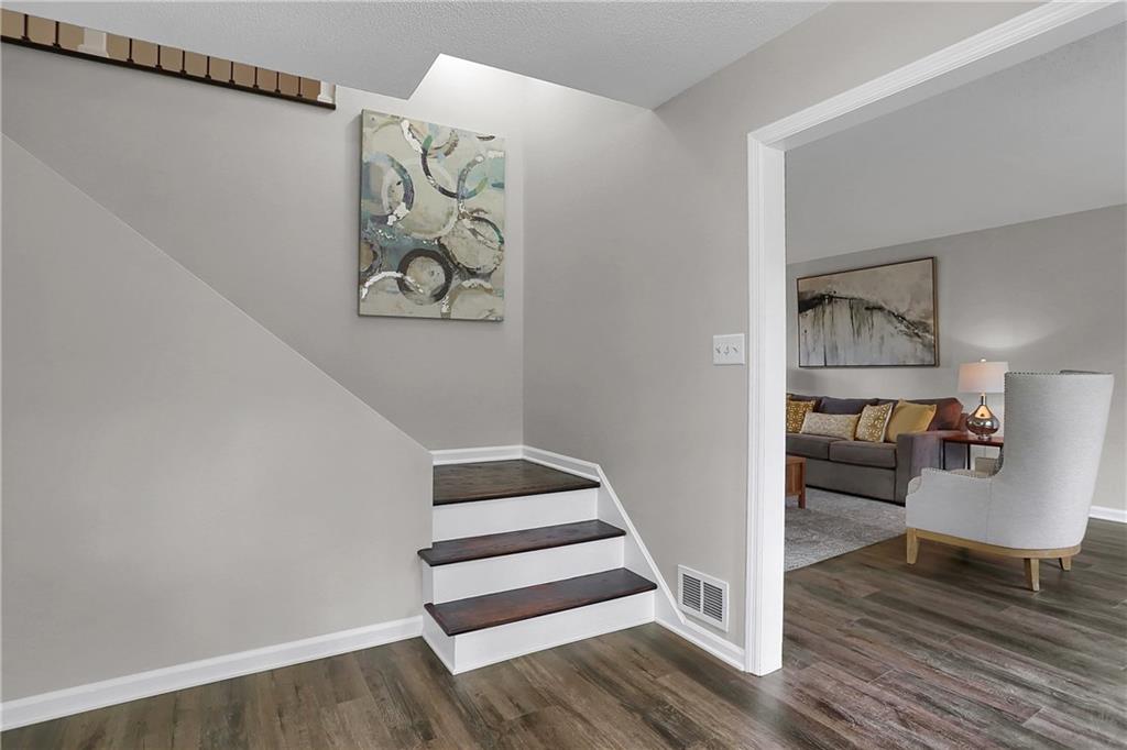7463 Avalon Trail Road Indianapolis, IN 46250 - Photo 11 of 57 Gallery Image 11