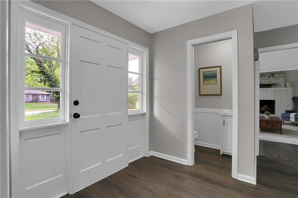 7463 Avalon Trail Road Indianapolis, IN 46250 - Photo 3 of 57 Gallery Image 3