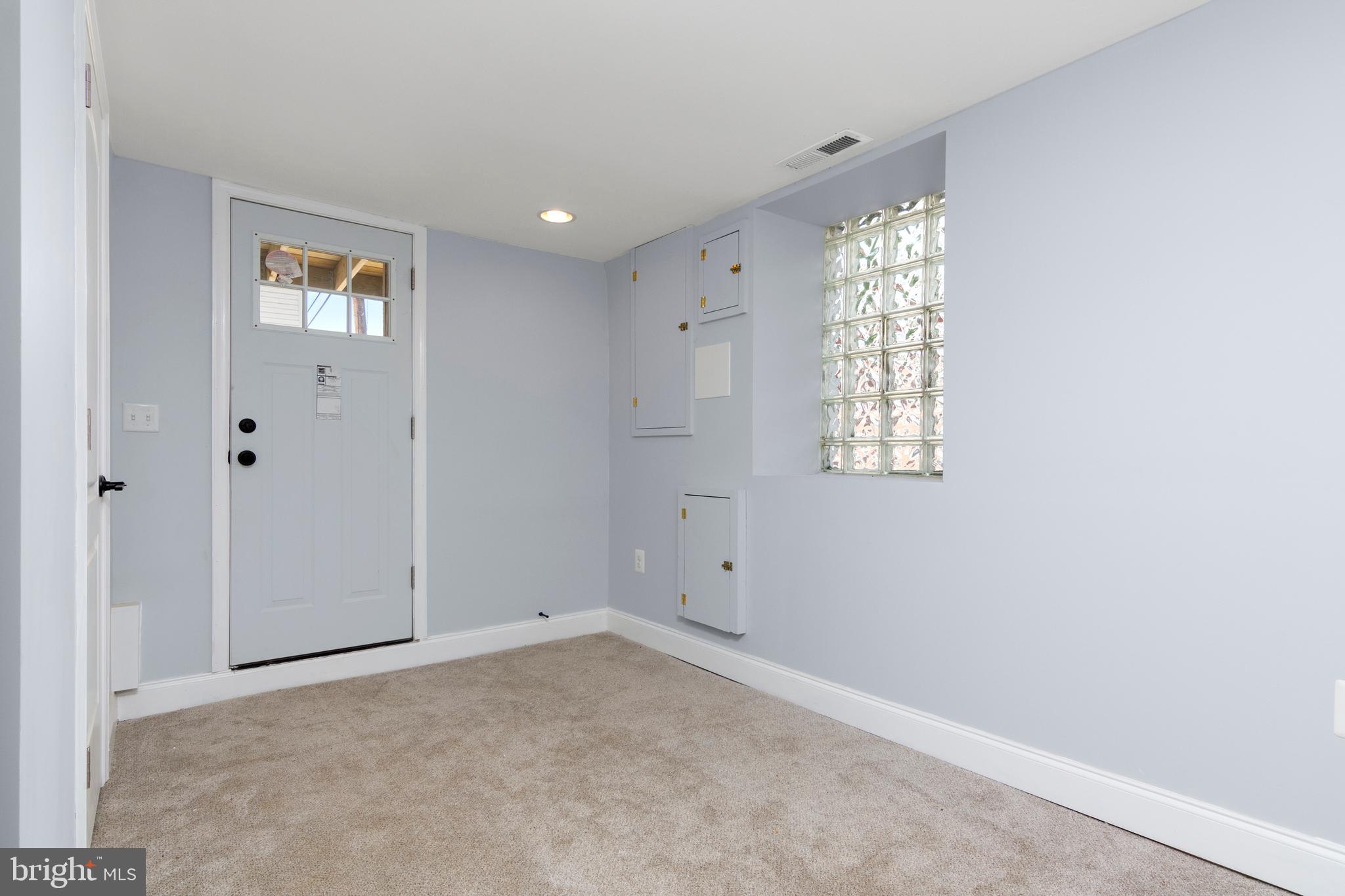 3738 Falls Road Baltimore, MD 21211 - Photo 20 of 39 Basement Bedroom (#3)