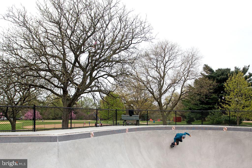 3738 Falls Road Baltimore, MD 21211 - Photo 37 of 39 Hampden Skate Park minutes away!