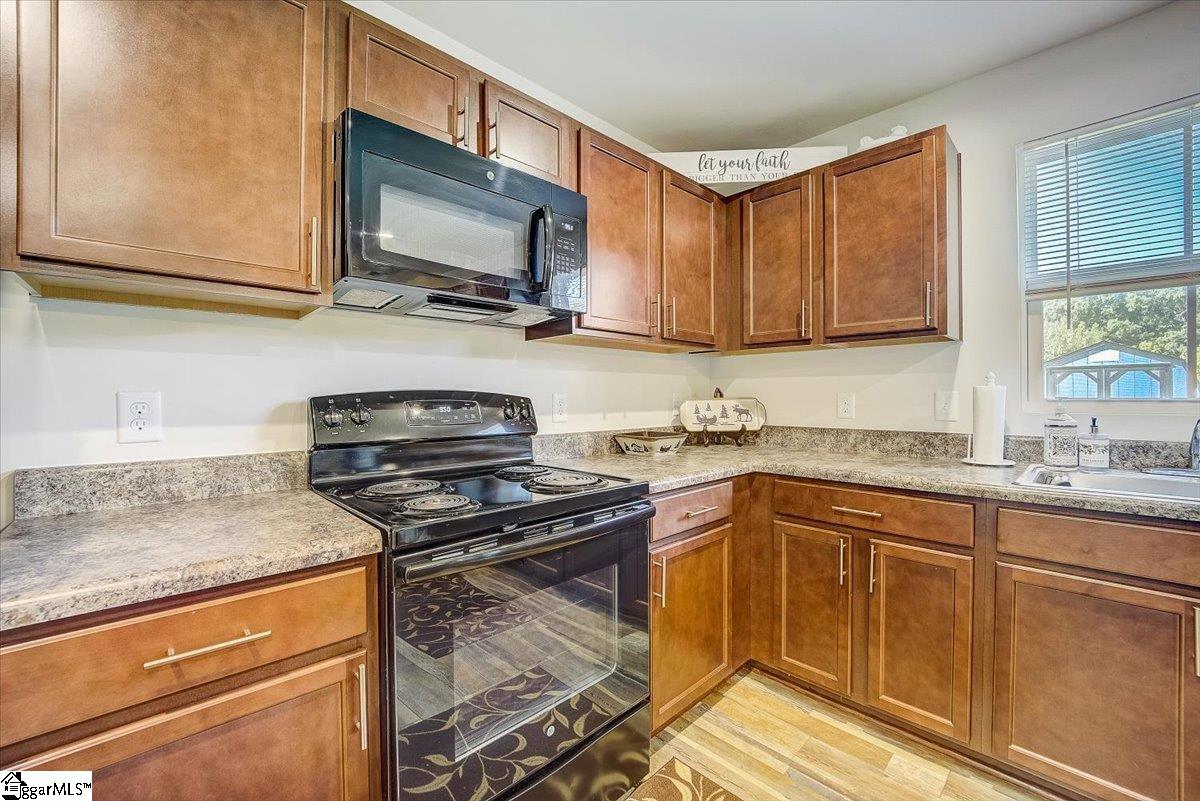 561 Heavenly Days Street Inman, SC 29349 - Photo 11 of 36 Gallery Image 11