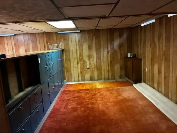$2,400 | 2716 Hawks Avenue, Ann Arbor, MI 48108
