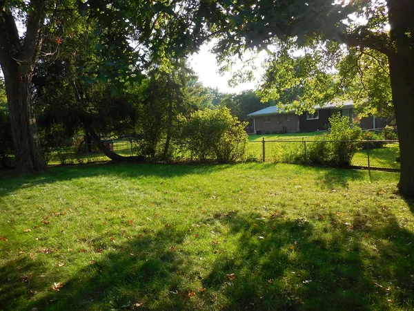 $2,400 | 2716 Hawks Avenue, Ann Arbor, MI 48108