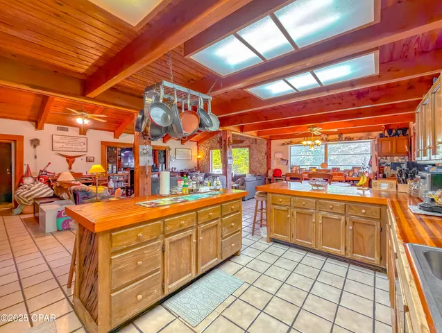 $450,000 | 16540 Northwest County Road 379, Bristol, FL 32321