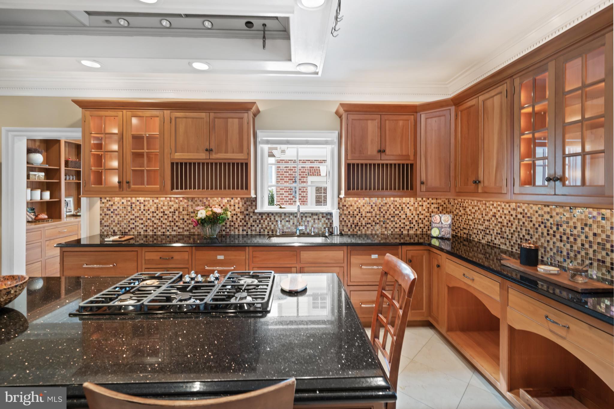 1900 Field Road Wilmington, DE 19806 - Photo 22 of 90 Beautiful custom finishes.