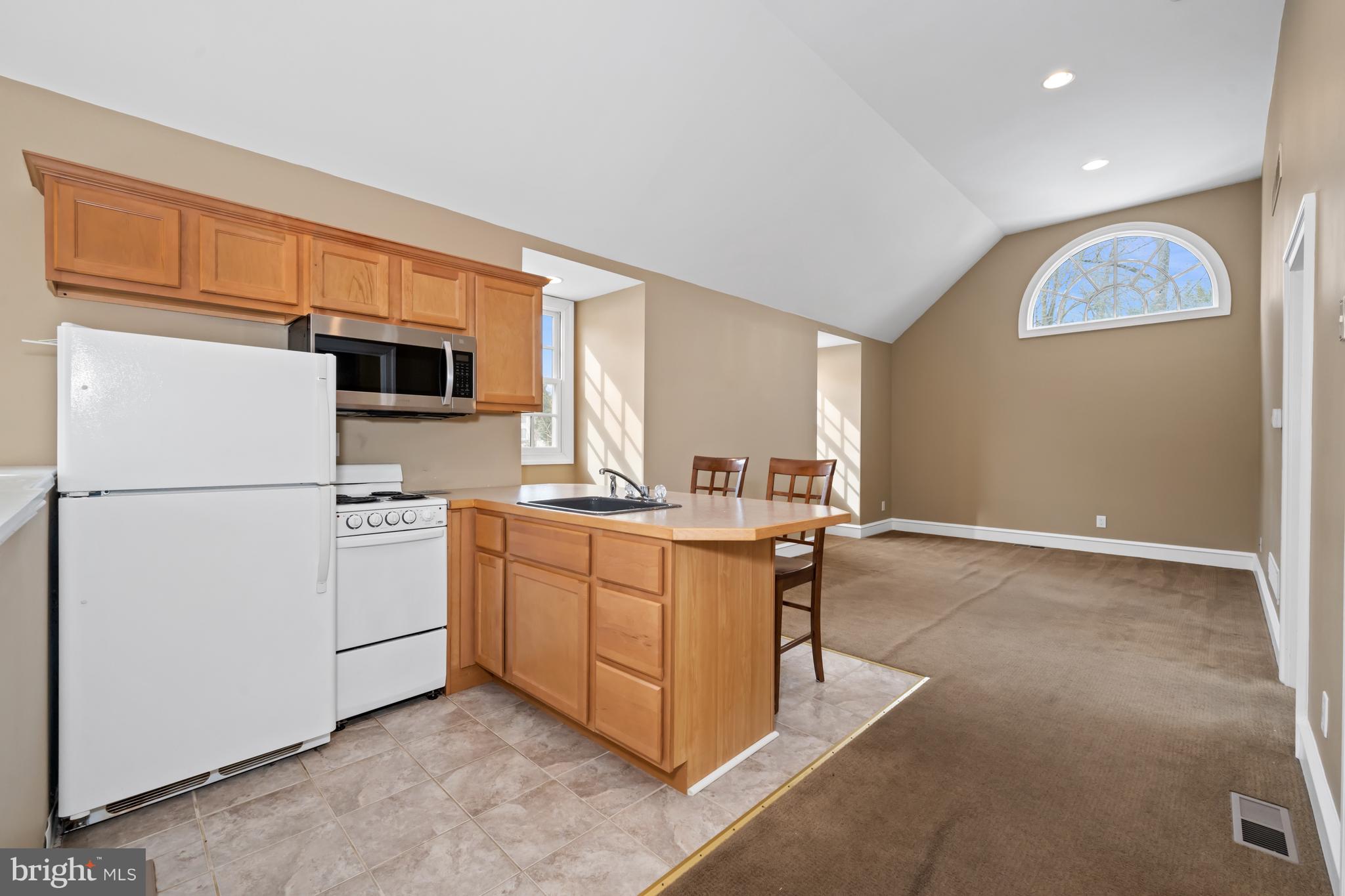 1900 Field Road Wilmington, DE 19806 - Photo 74 of 90 Perfect for longer stays from family or friends.