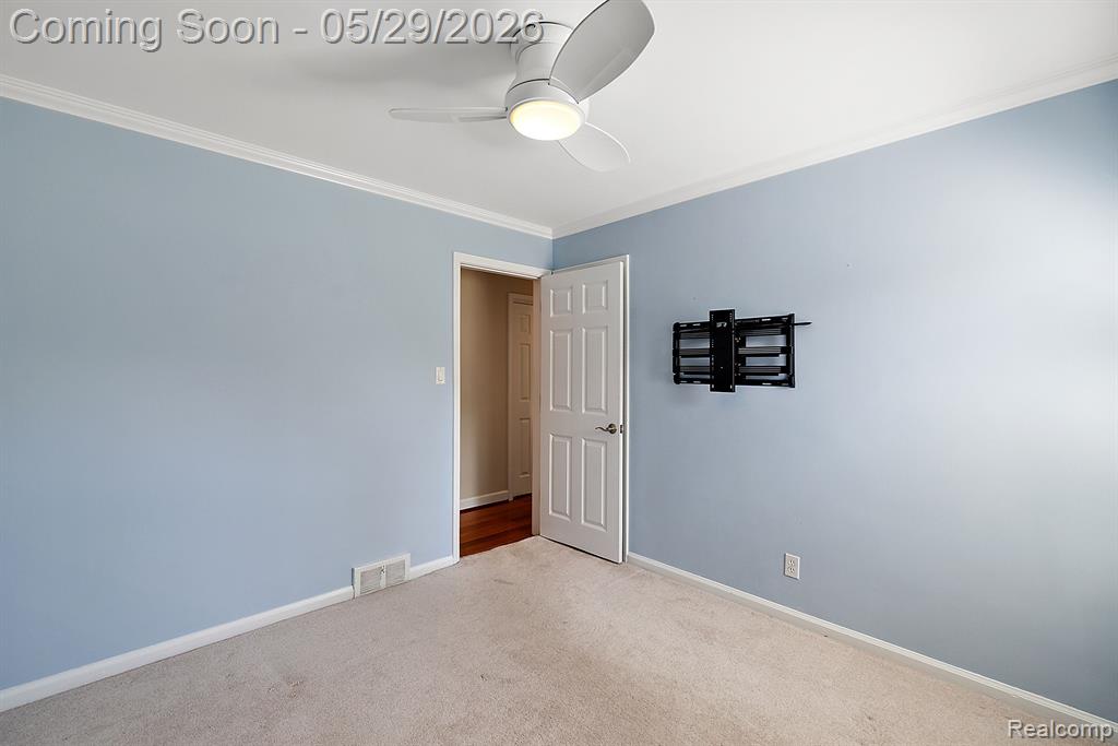 2546 Dorchester Road Birmingham, MI 48009 - Photo 16 of 48