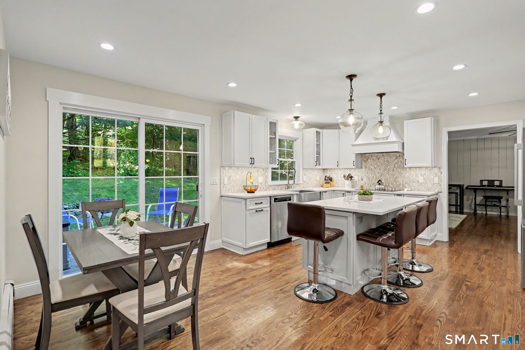 29 Field Rock Road Monroe, CT 06468 - Photo 7 of 36