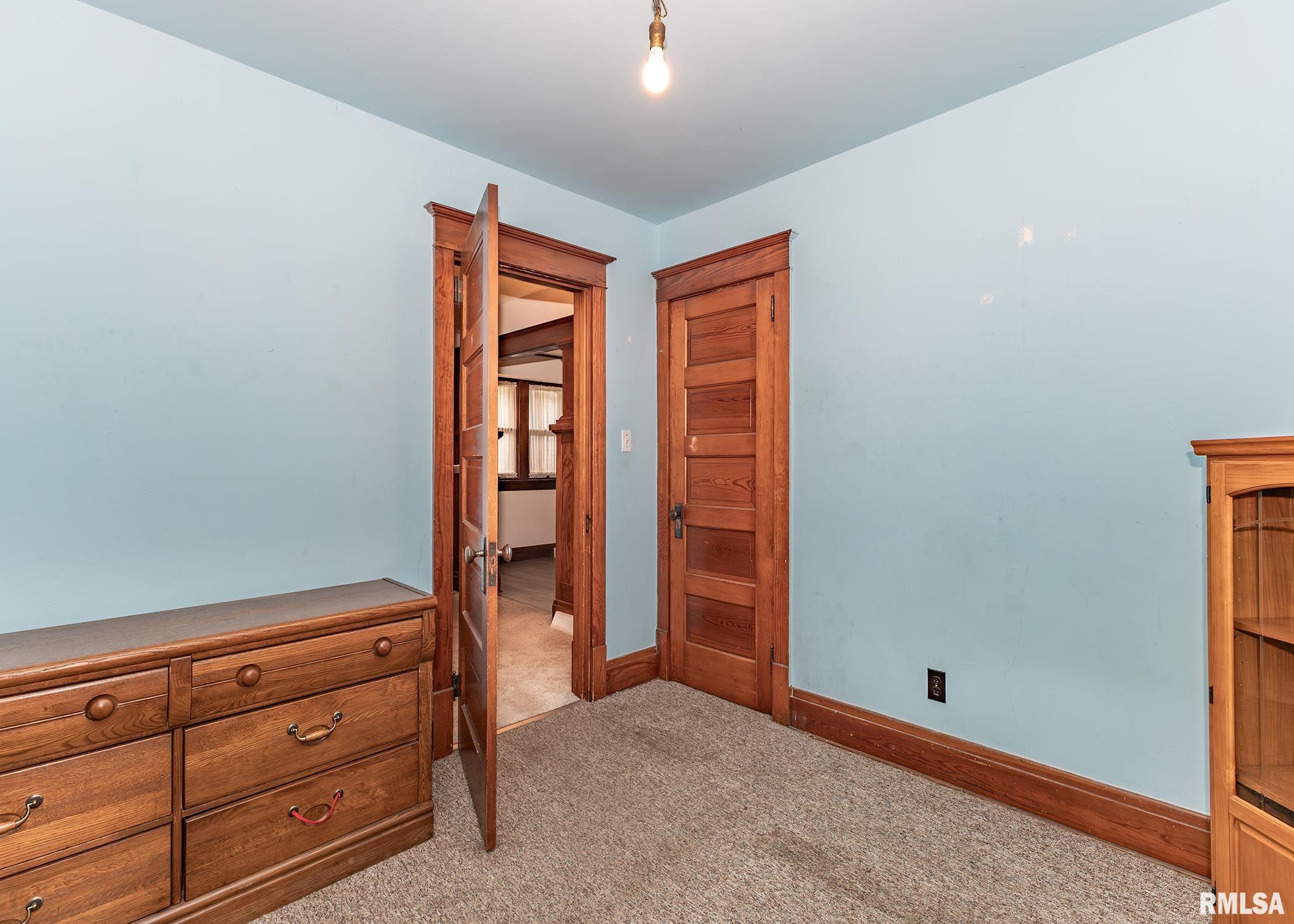 239 17th Place Clinton, IA 52732 - Photo 15 of 23