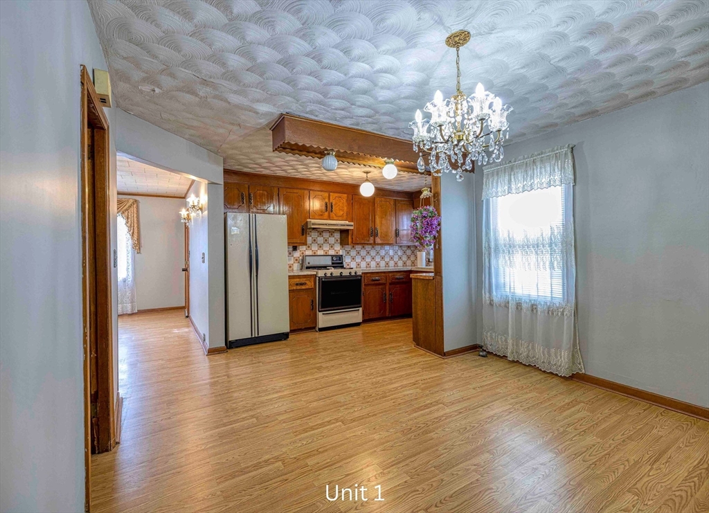 781 Eastern Avenue Fall River, MA 02723 - Photo 2 of 39