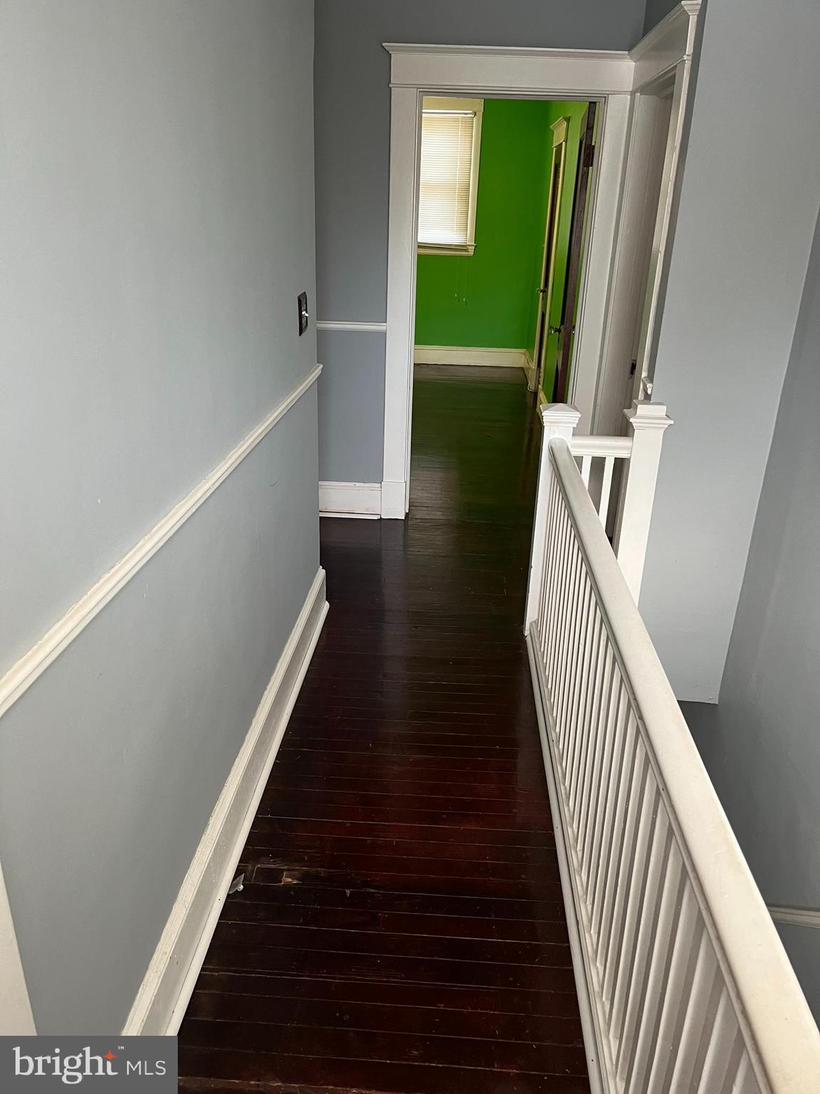524 Stamford Road Baltimore, MD 21229 - Photo 17 of 37 2nd Floor Hallway